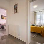 Domus Alba 풀라