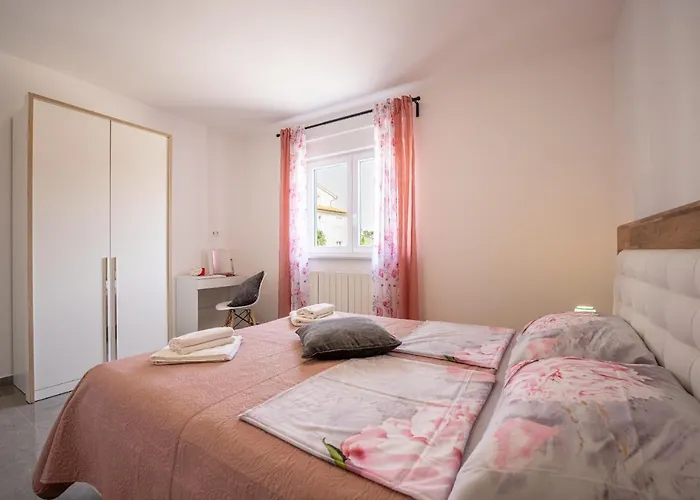 Apartman Domus Alba *