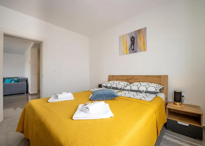 Domus Alba Apartman Póla
