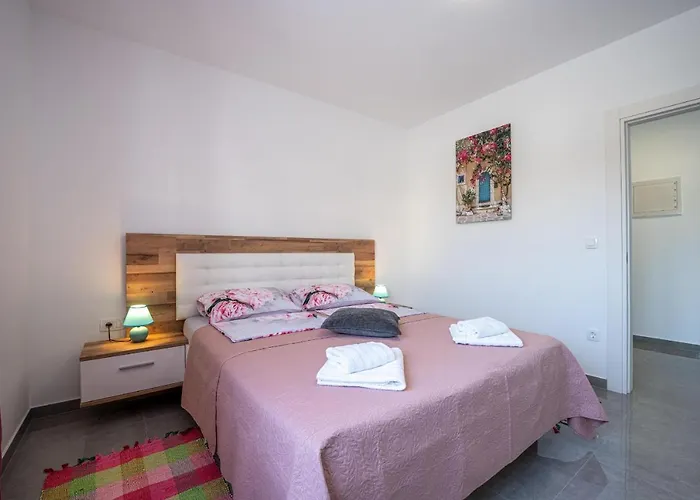 Domus Alba Appartement *